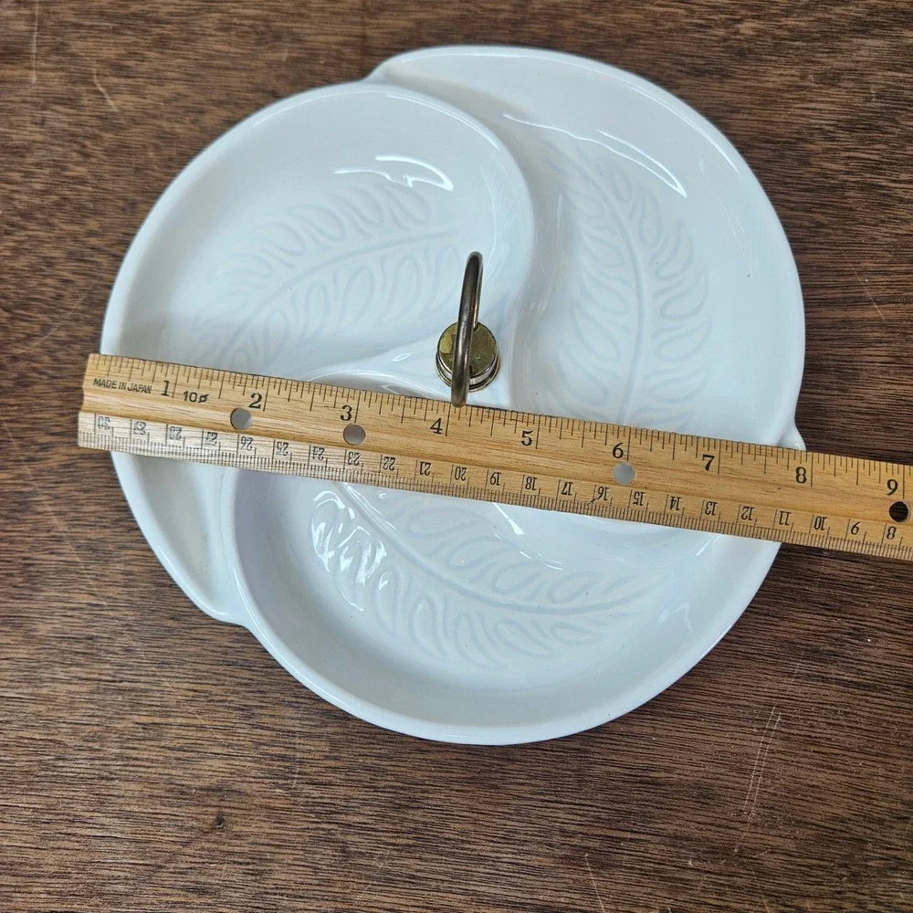 Hager? White Ceramic Divided Serving‎ Dish 3612 USA Leaf Pattern Ring Handle 8in